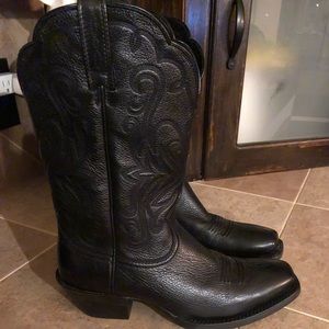 Women’s Ariat Legend Boots